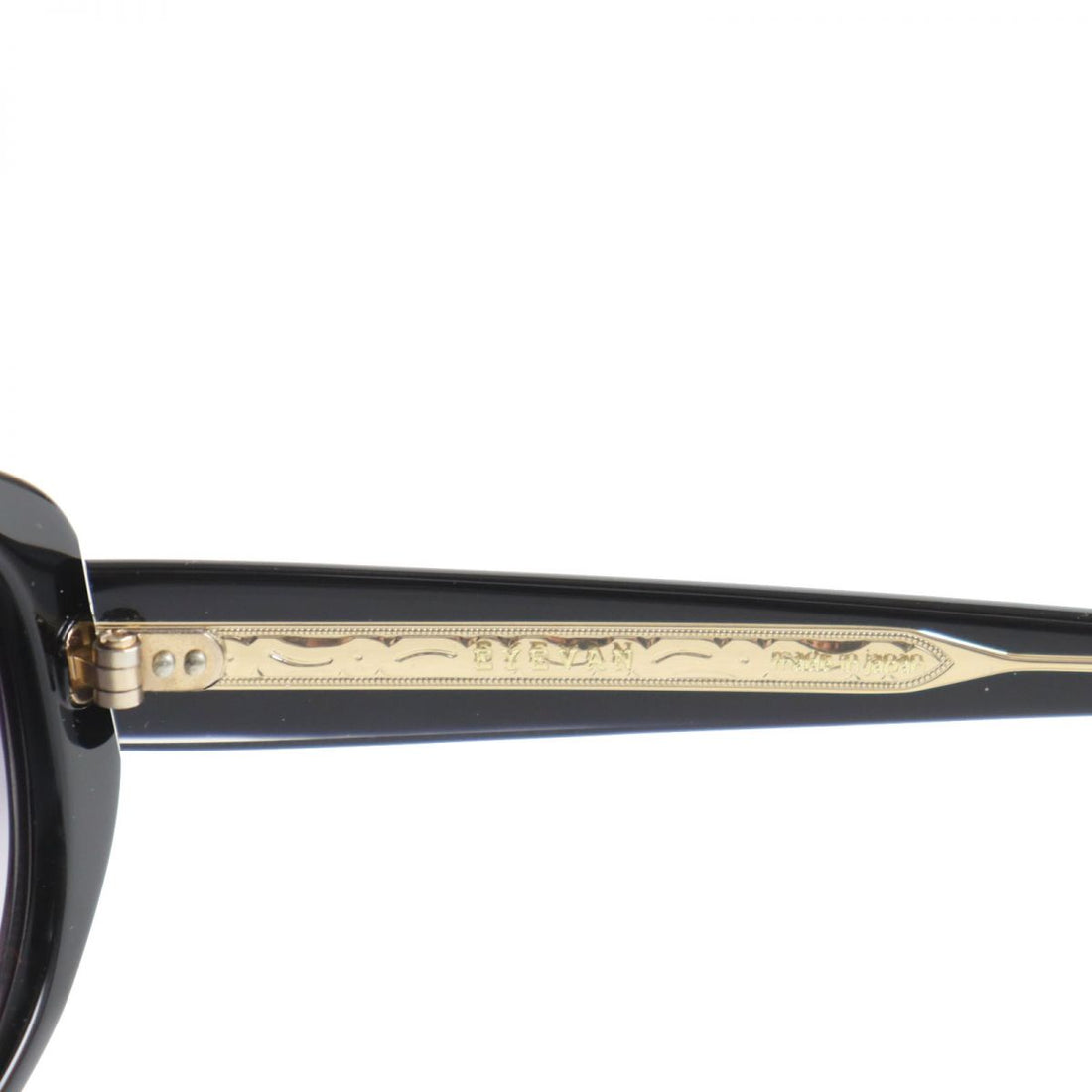 EYEVAN Ondine Oval Sunglasses Black Gold