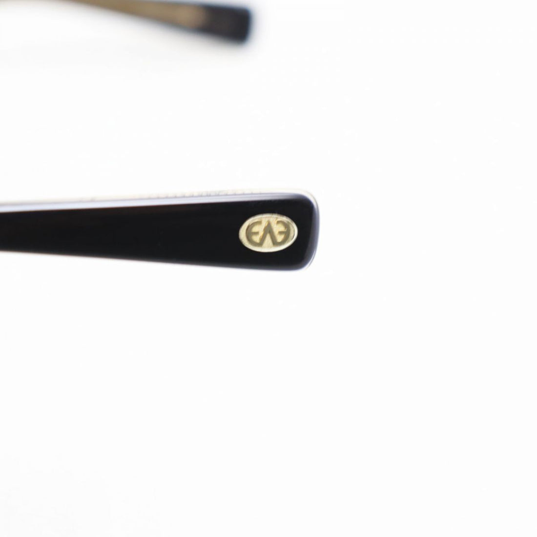 EYEVAN Ondine Oval Sunglasses Black Gold