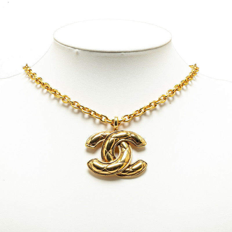 Chanel Coco Mark Matelasse Gold Plated Necklace in Very Good Condition