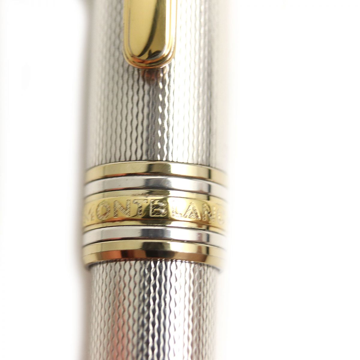 Montblanc Meisterstuck Solitaire 18K M Nib Fountain Pen