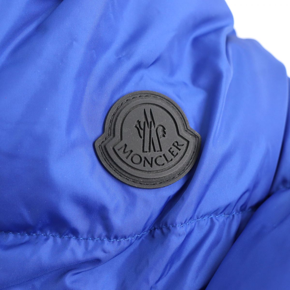 Moncler MONTCLA GIUBBOTTO Down Jacket Blue