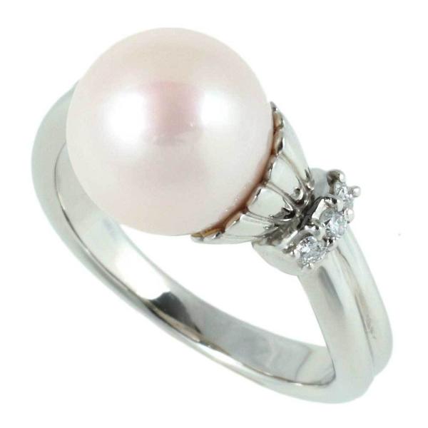 Platinum Diamond Pearl Ring in Excellent Condition