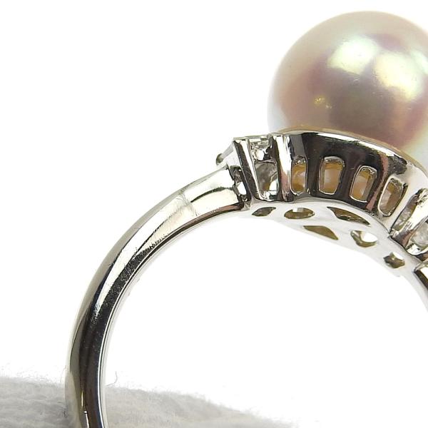 Platinum Diamond Pearl Ring in Excellent Condition