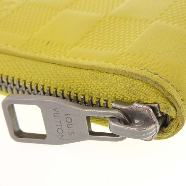 Zippy Wallet Vertical in Good Condition