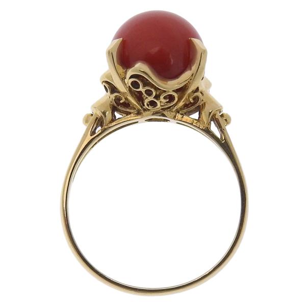 18k Gold Coral Ring in Excellent Condition