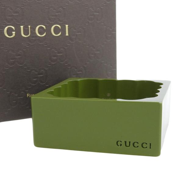 Gucci null