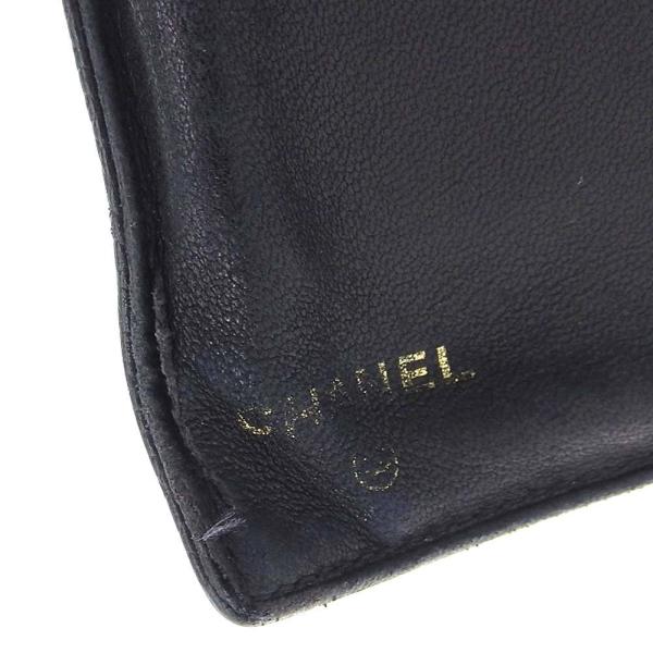 CC Caviar Bifold Wallet in Good Condition