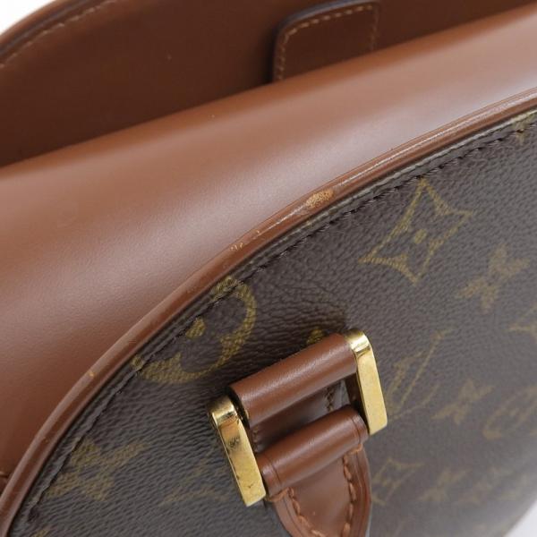 Louis Vuitton null AR0054 in Very Good Condition