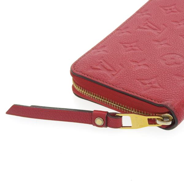 Zippy Wallet in Very Good Condition