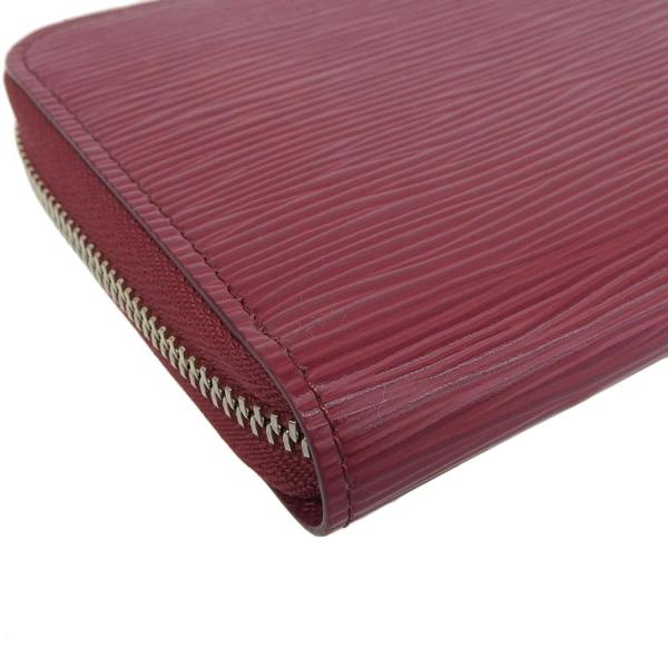 Zippy Wallet in Very Good Condition