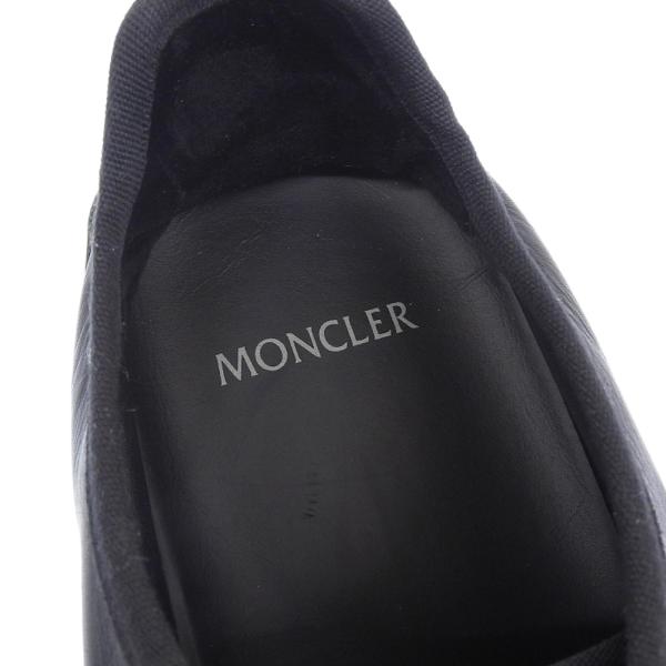 Moncler null Leather in Very Good Condition