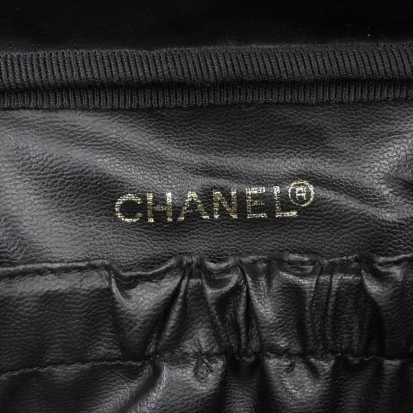 Chanel null Leather Handbag A01997 in Very Good Condition