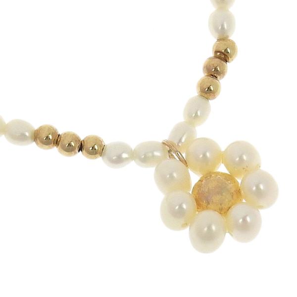 14k Gold Pearl Flower Necklace in Great Condition