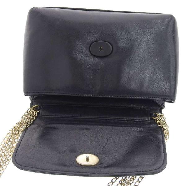 CC  Leather Mini Chain Shoulder Bag in Very Good Condition