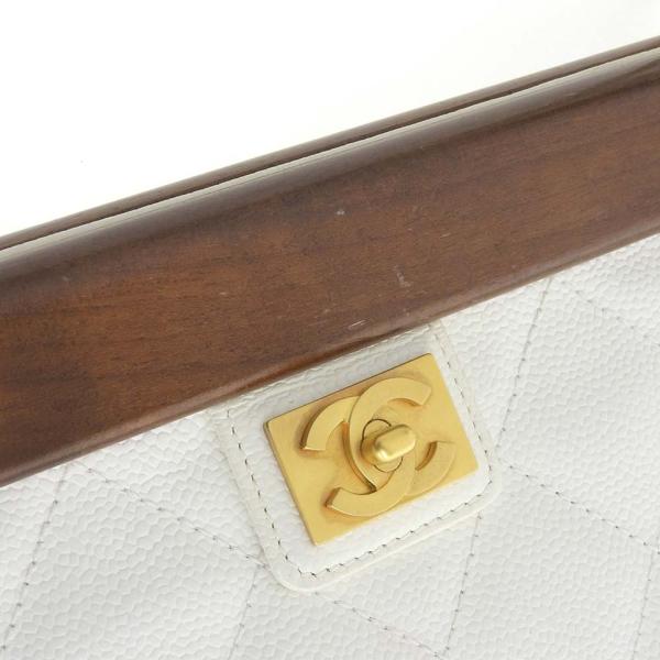 CC Quilted Caviar Wooden Bar Shoulder Bag  in Great Condition