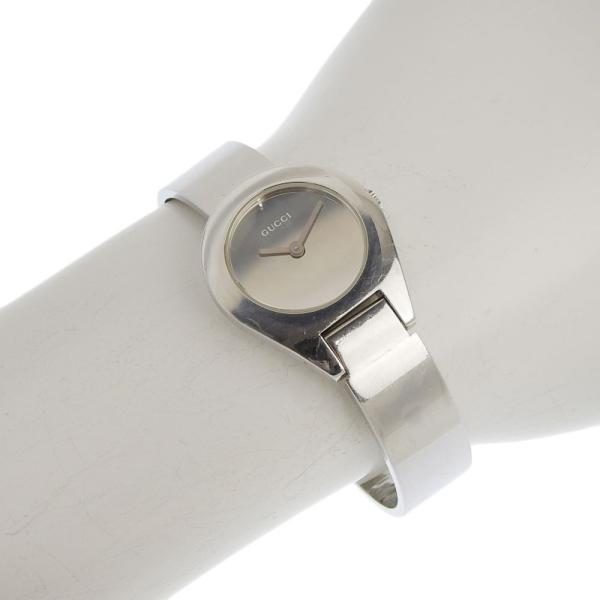 Gucci Women's Quartz Watch with Mirror Dial in Stainless Steel[Silver][Used] in Very Good Condition