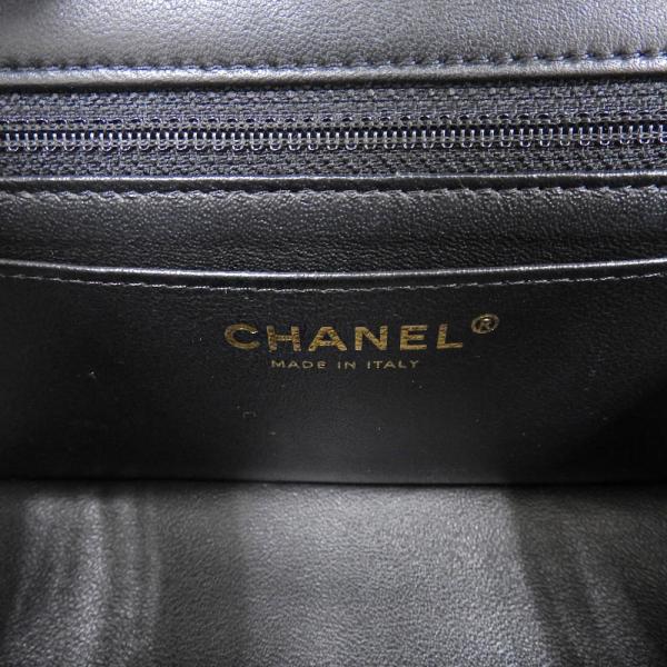 Chanel null Leather 30番台 in Great Condition