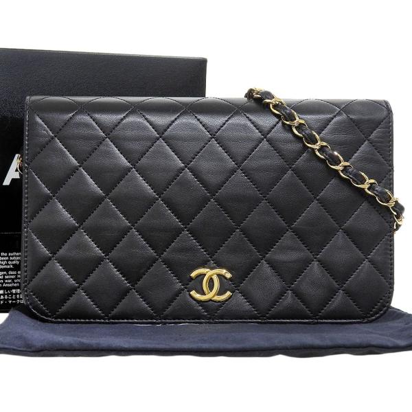 Chanel null Leather Crossbody Bag A03568 in Great Condition