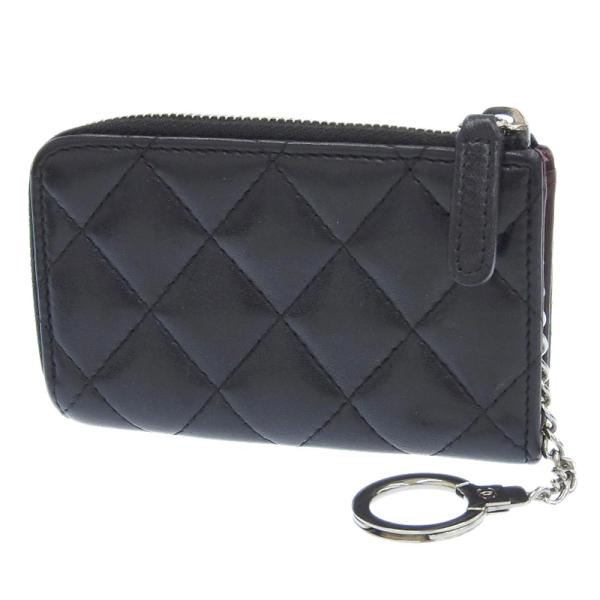 Quilted Leather Zip Coin Purse in Very Good Condition