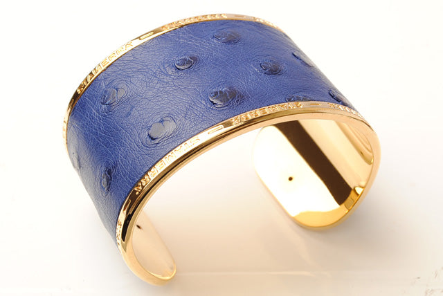 STAMERRA Ostrich Alloy Bangle/Bracelet, Adjustable, Cobalt Blue, Large in Pristine Condition