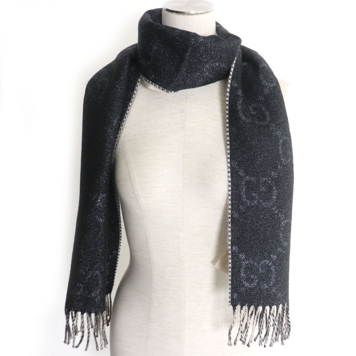 GUCCI GG Metallic Wool Jacquard Scarf