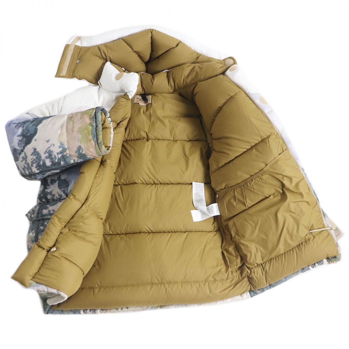 Gucci x The North Face Trail Print Down Jacket L