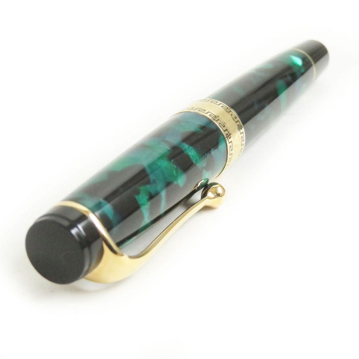 Aurora Optima 14K M Nib Fountain Pen Green