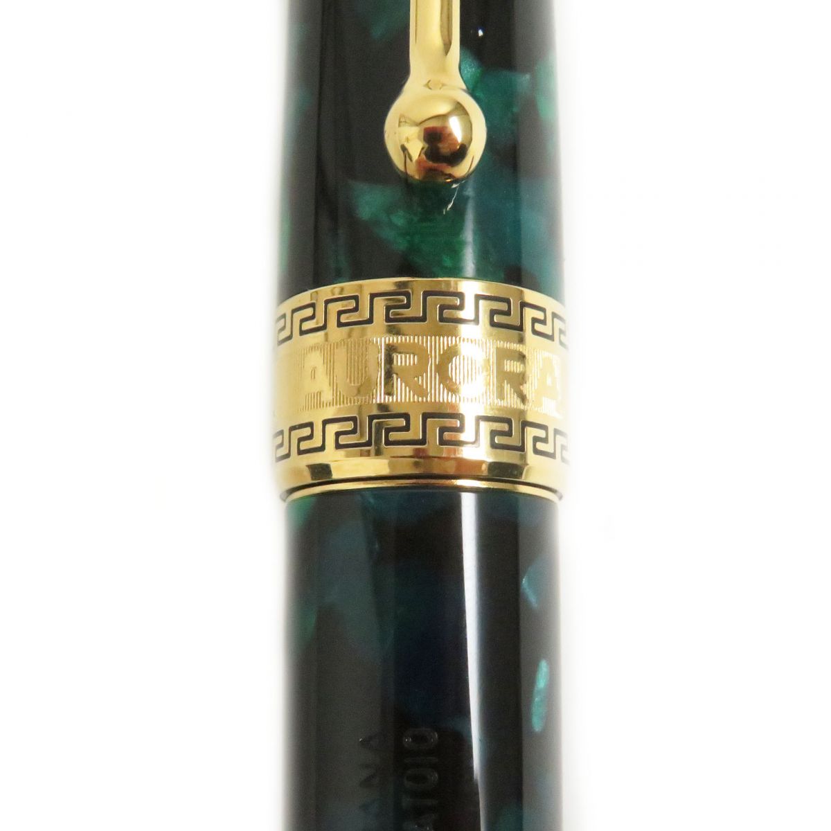 Aurora Optima 14K M Nib Fountain Pen Green