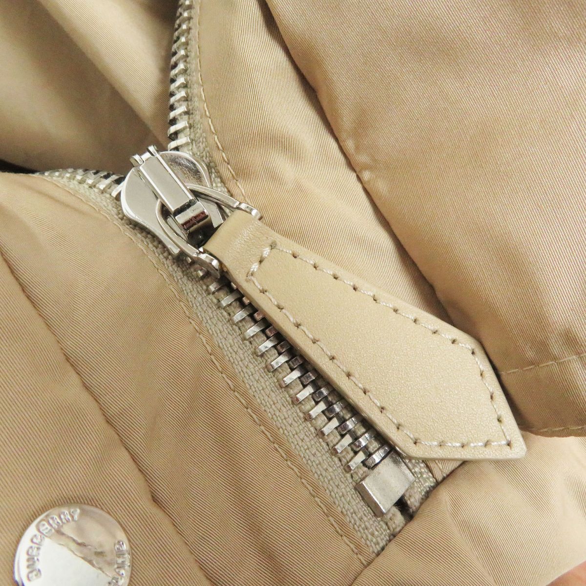 Burberry Hooded Anorak Parka Beige M