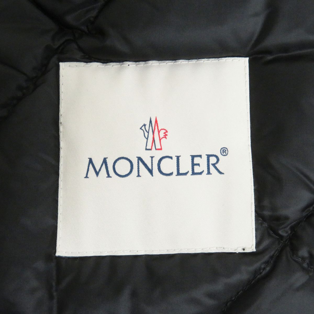 Moncler HERMINIER Logo Quilted Down Jacket Black