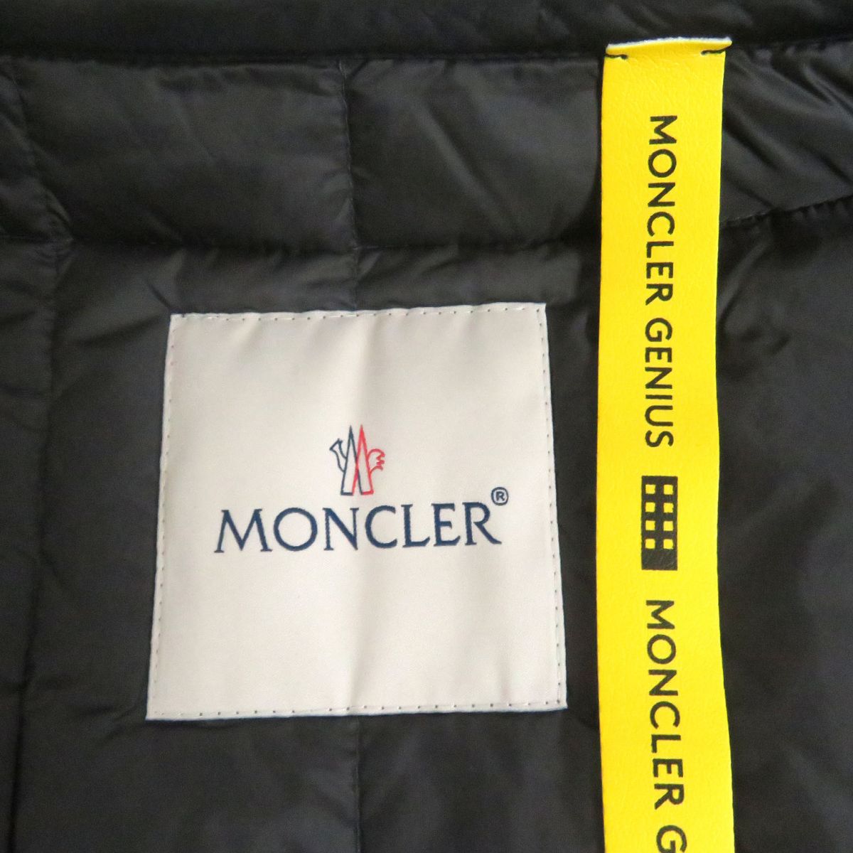 Moncler DALIM Light Down Vest Black Gray