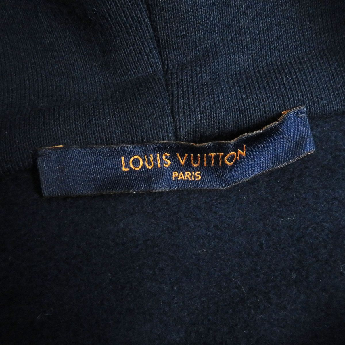 Louis Vuitton Bead Shark Pullover Hoodie Navy L