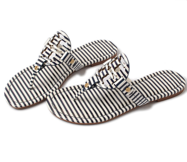 Tory Burch MILLER Striped Beach Sandals/Thongs in Navy/White Patent Leather 7M, 7.5M, 8M in Pristine Condition