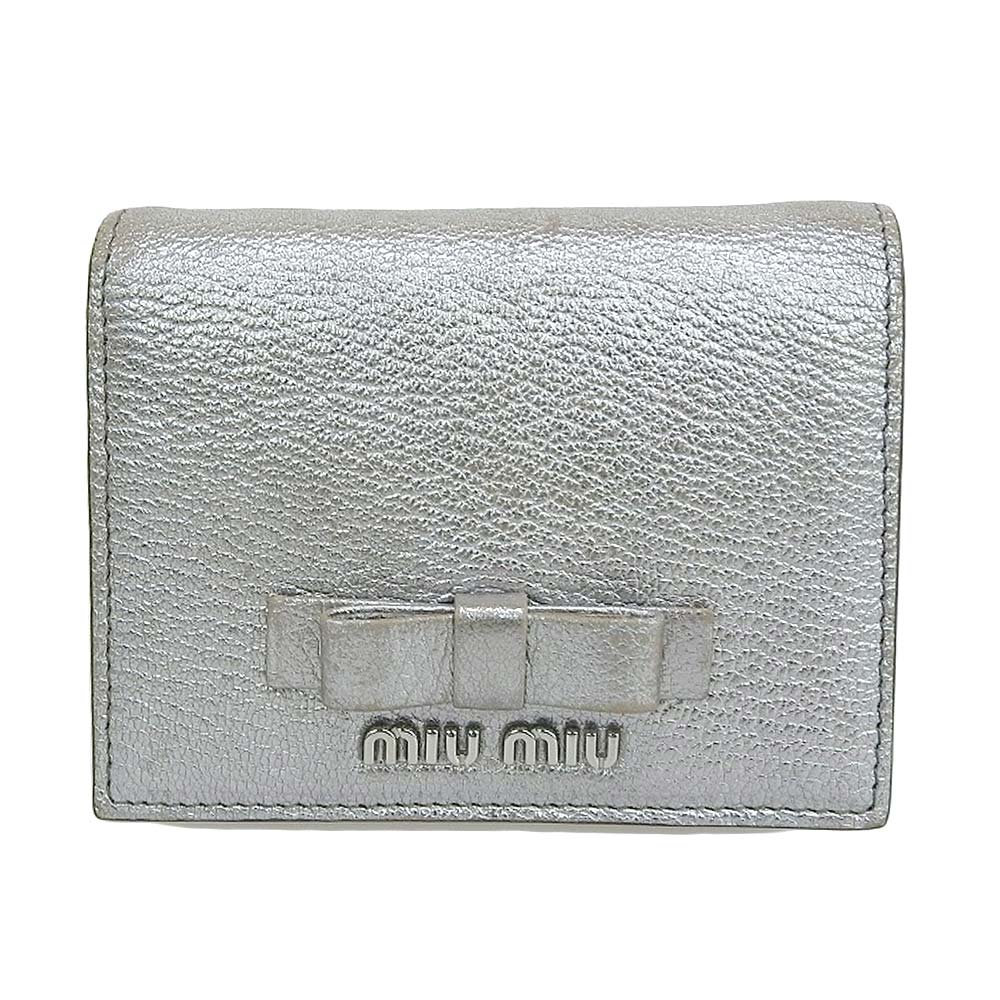 Miu Miu Leather Bifold Wallet 5MV204 in Very Good Condition