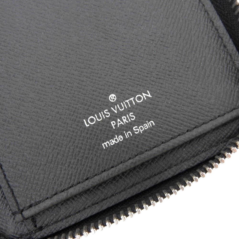 Louis Vuitton Taiga Zippy Wallet Vertical M30503