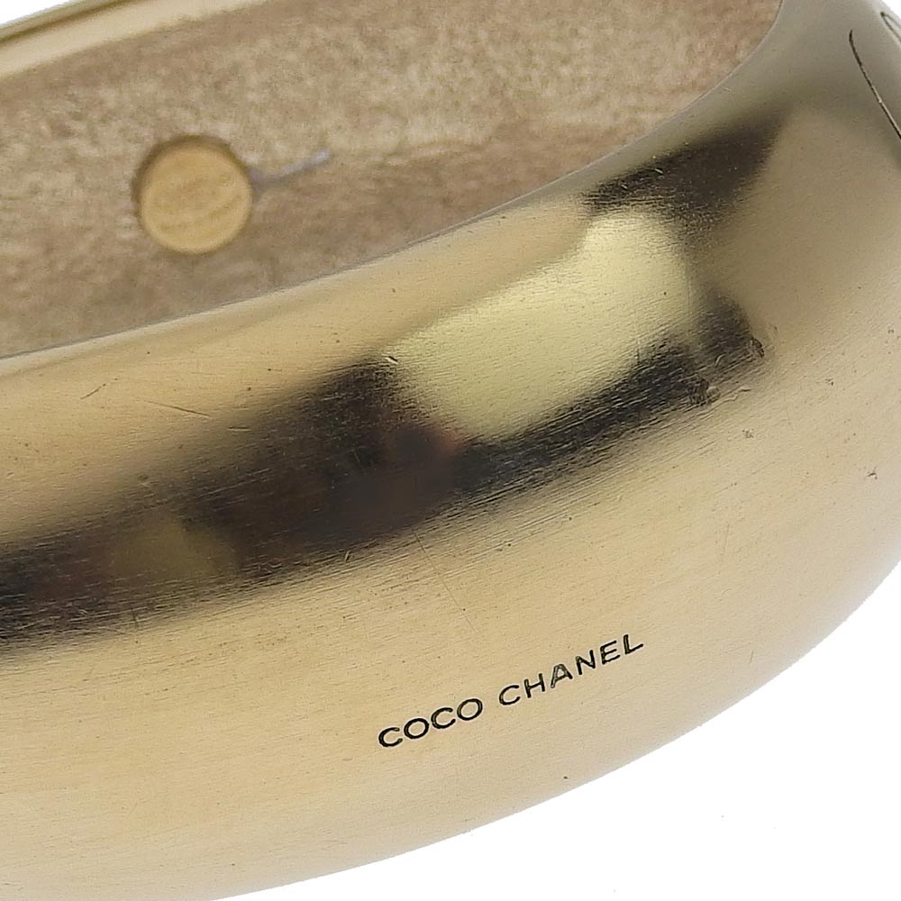 Chanel Coco Bangle 07 P in Great Condition