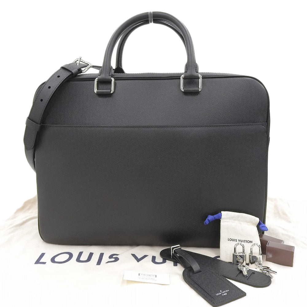 Louis Vuitton Taiga Overnight Briefcase M32721