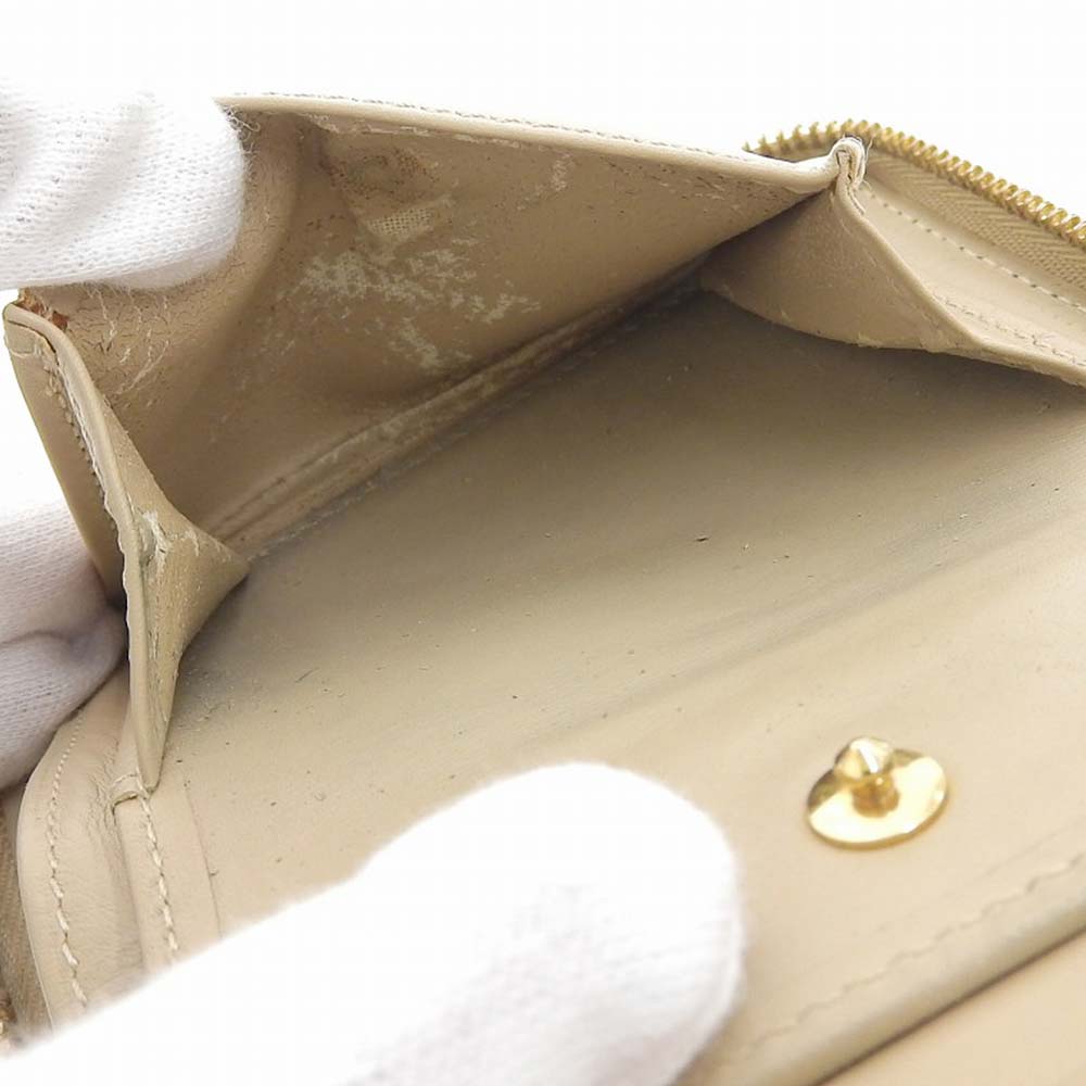 Louis Vuitton Monogram Vernis Bloom Wallet M91015 in Very Good Condition