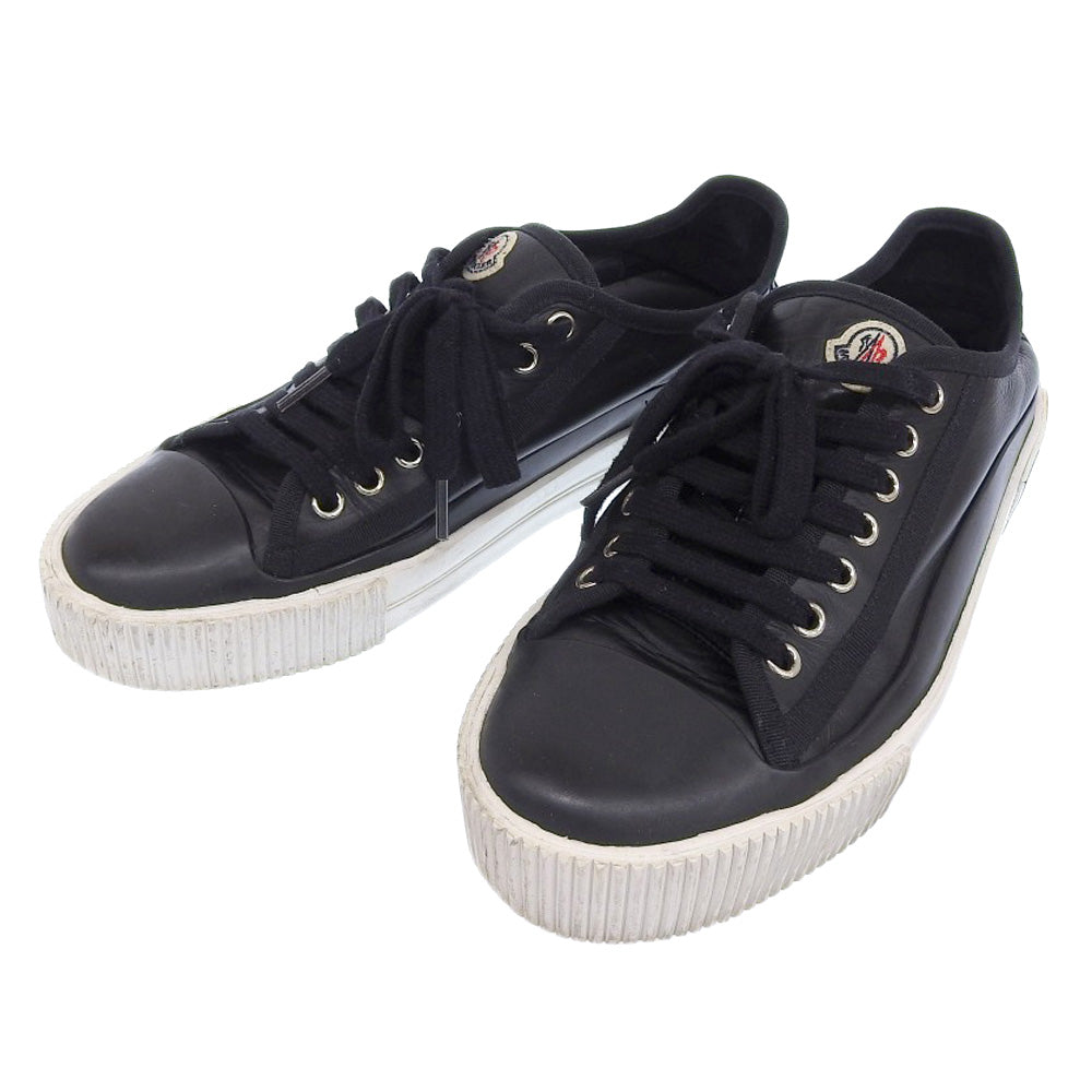 Moncler Leather Low-Cut Sneakers Size 40 in Very Good Condition