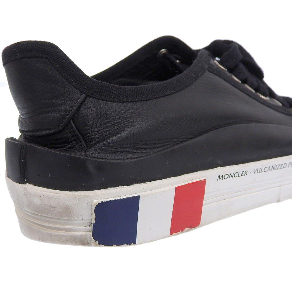 Moncler Leather Low-Cut Sneakers Size 40 in Very Good Condition