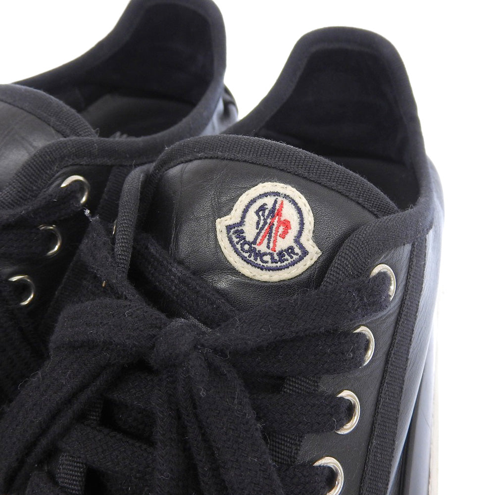 Moncler Leather Low-Cut Sneakers Size 40 in Very Good Condition