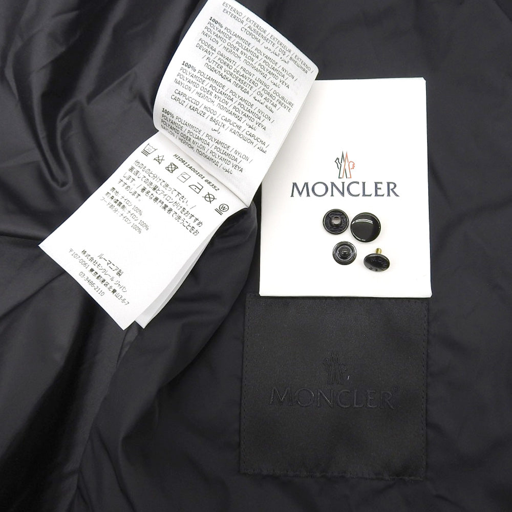 Moncler Junichi Windbreaker Hooded Jacket Black in Excellent Condition