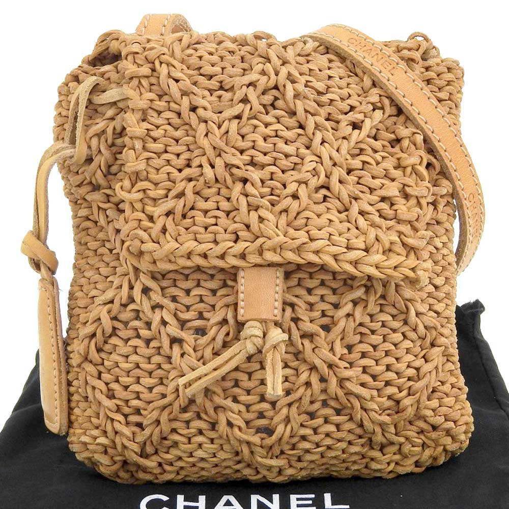 Chanel Camel Woven Shoulder Bag in Very Good Condition