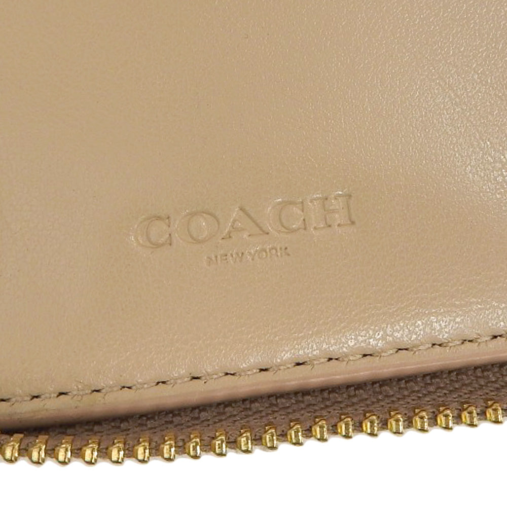 Coach Medium Zip Around Wallet 31816 in Very Good Condition