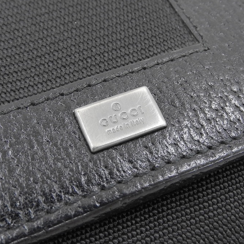 Gucci Leather Long Wallet with Clasp Black in Very Good Condition