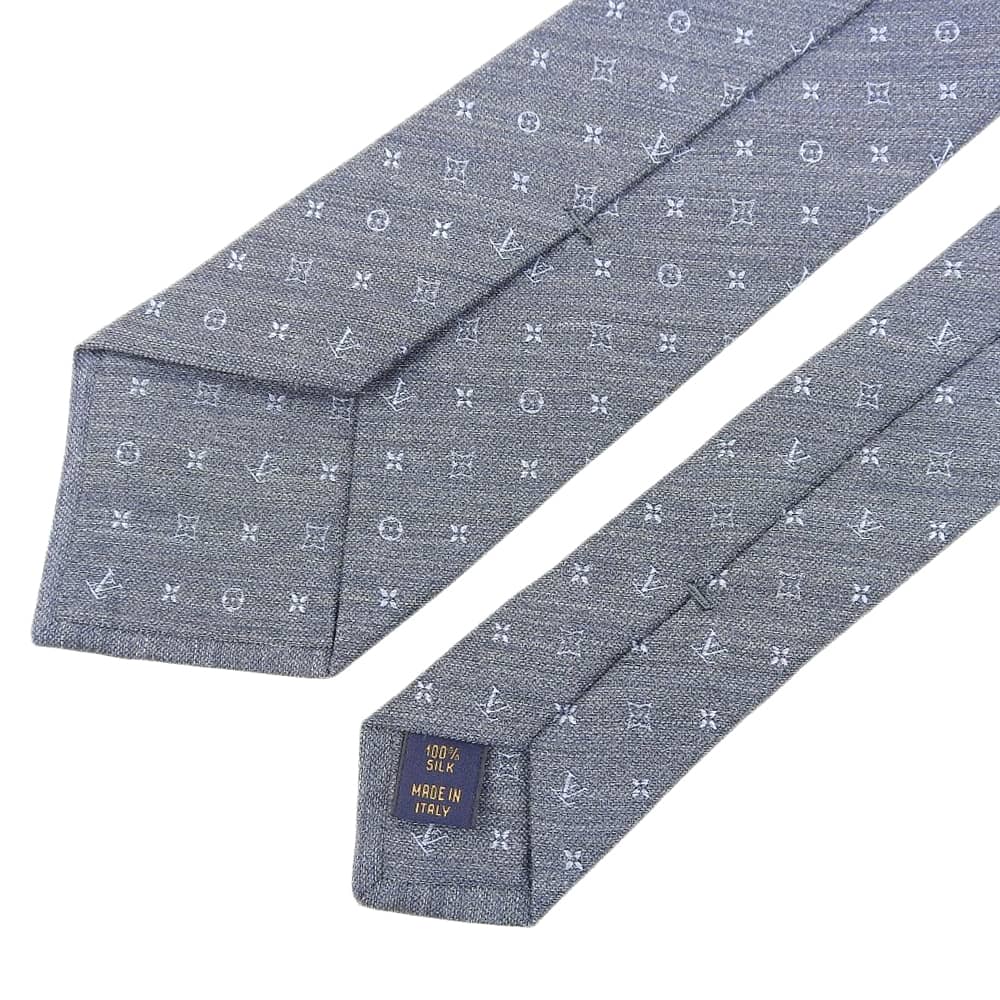 Louis Vuitton 100% Silk Tie 149cm x 8cm M76832 in Excellent Condition