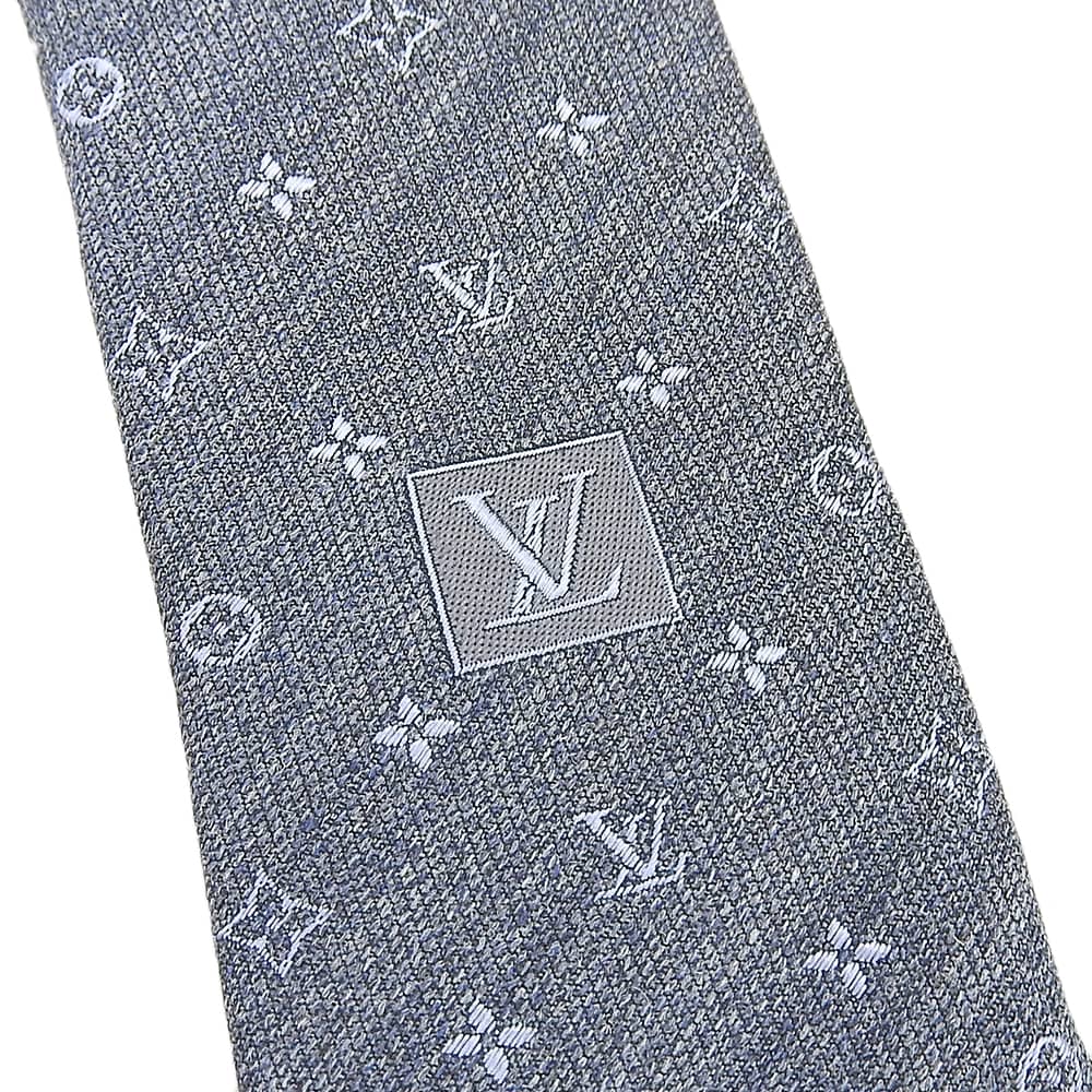 Louis Vuitton 100% Silk Tie 149cm x 8cm M76832 in Excellent Condition