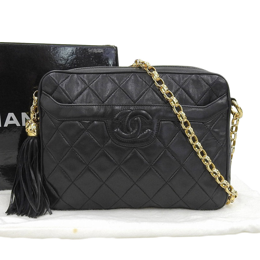 Chanel Lambskin Chain Shoulder Bag A01287 in Very Good Condition