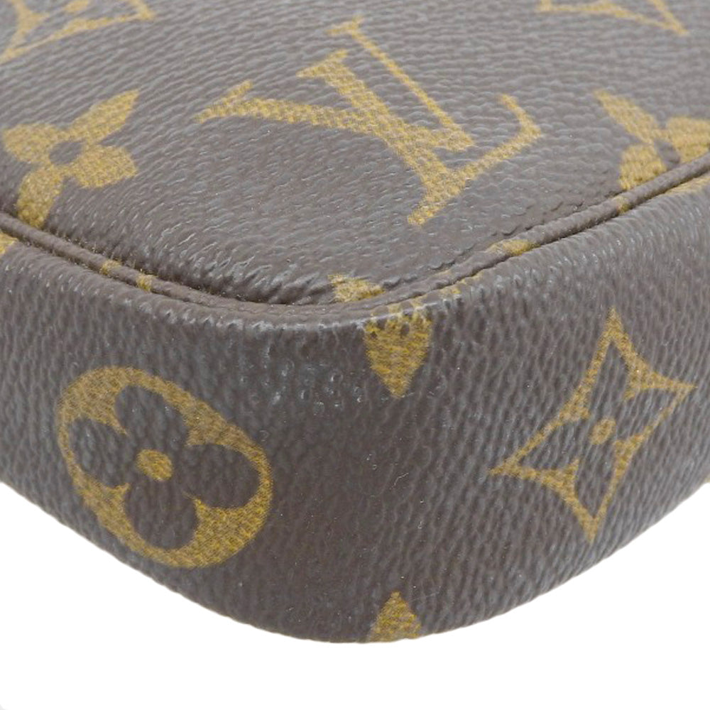 Louis Vuitton Monogram Pochette Accessoires Clutch M51980 in Very Good Condition