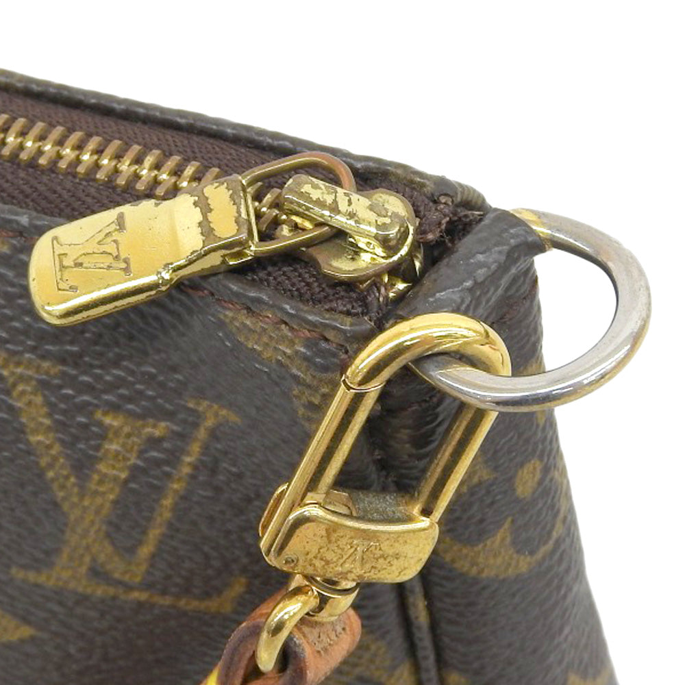 Louis Vuitton Monogram Pochette Accessoires Clutch M51980 in Very Good Condition